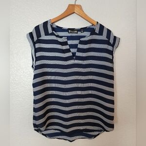 7th Avenue NY & Co Blouse